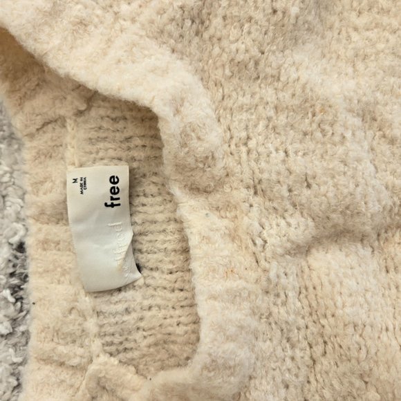 Wilfred Sweater size Medium - Picture 2 of 2